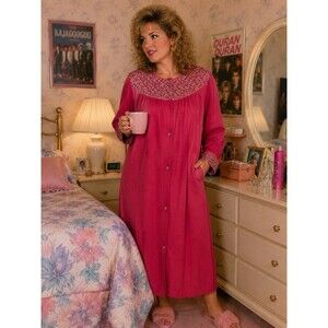 Vintage Pearl Anne Leslie Dark Pink Snap Front House Robe Large Floral Trim